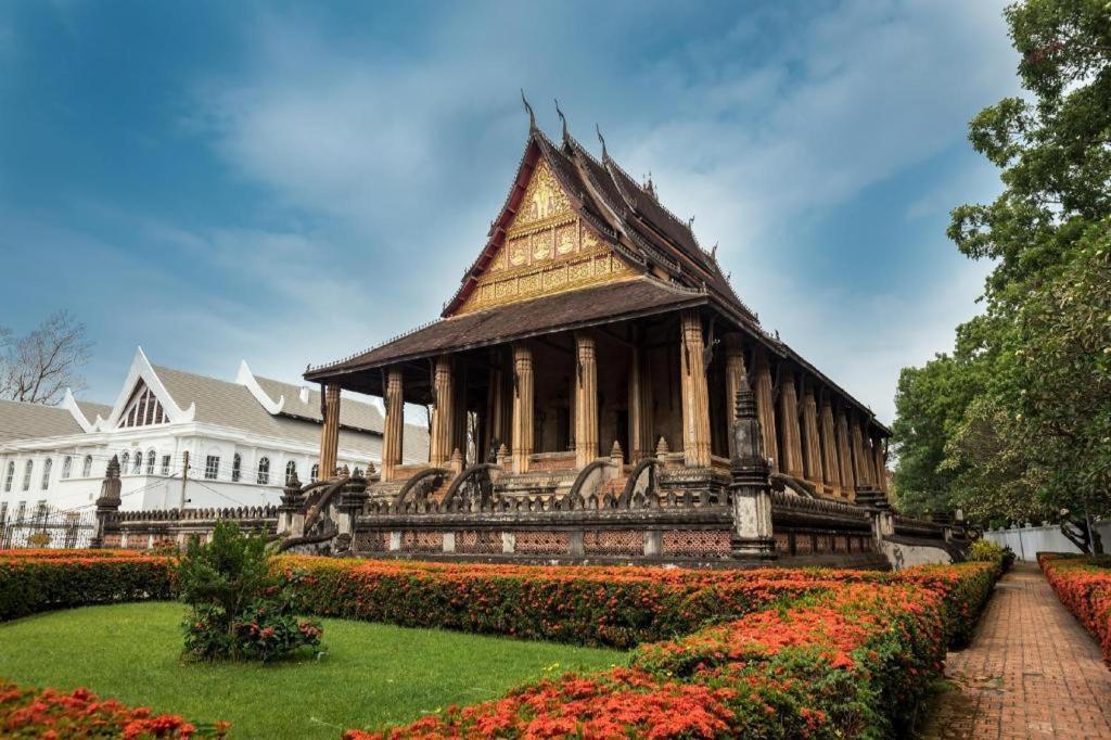 Dhavara Boutique Hotel Vientiane Exterior foto
